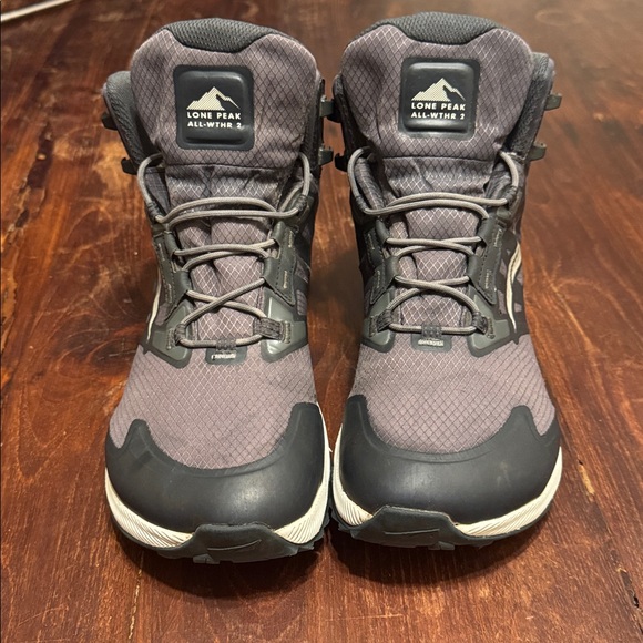 Altra Lone Peak All-Weather 2, Sz 10.5 - Picture 2 of 15